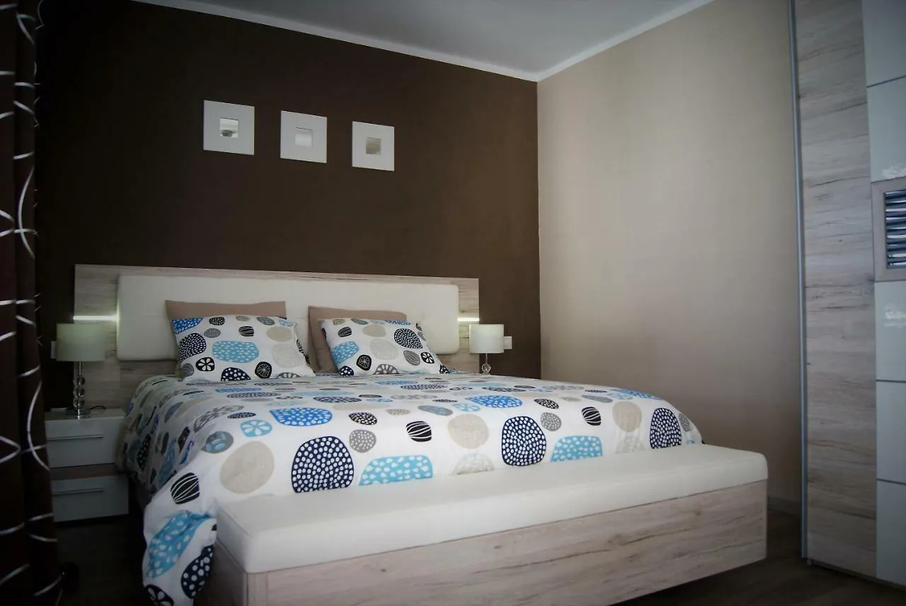 Bungalow Naila Puerto del Carmen  0*, Puerto del Carmen (Lanzarote)